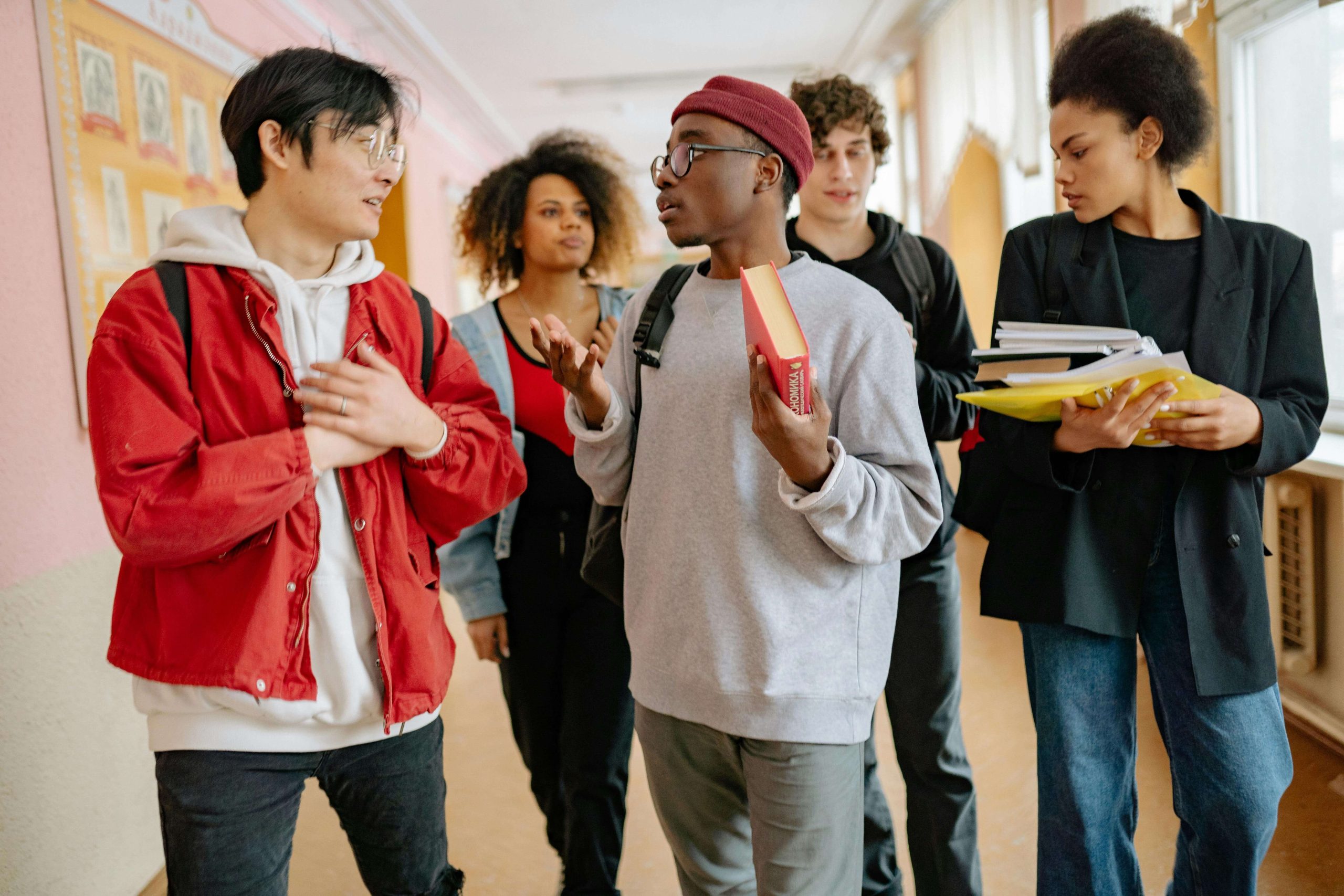 De overstap maken van leraar basisonderwijs naar docent in het voortgezet onderwijs