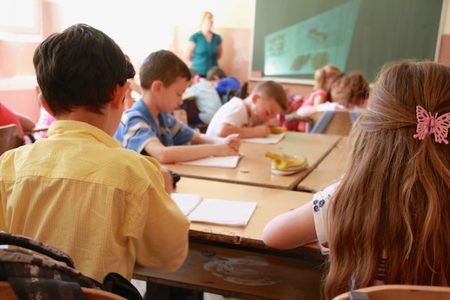 Van kleuters tot Montessorischolen: dit zijn verschillende soorten onderwijs!